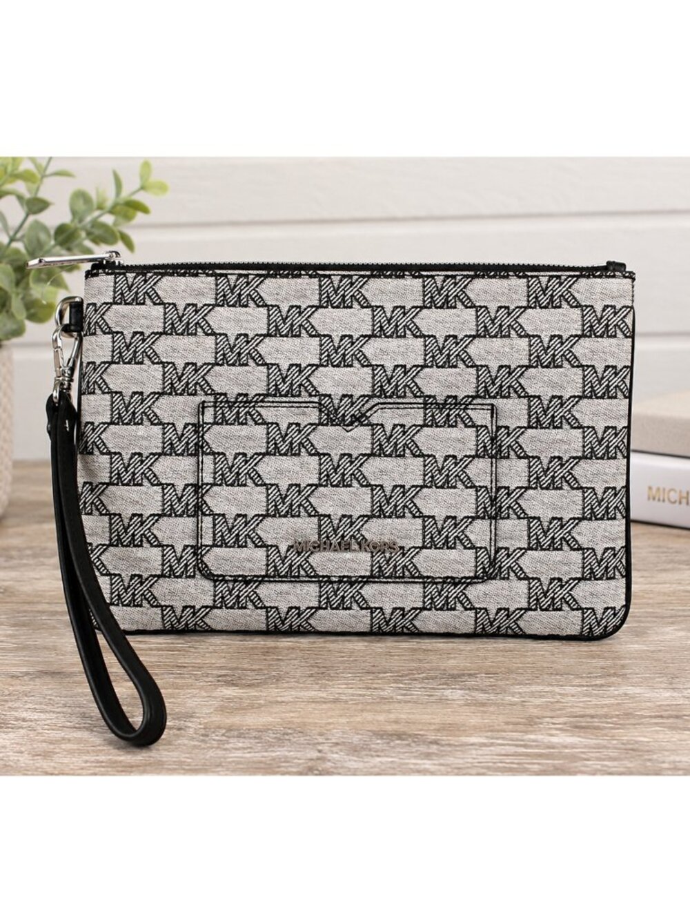 Michael Kors MK Logo Wristlet Clutch Black White Zip Pouch NWOT 9"